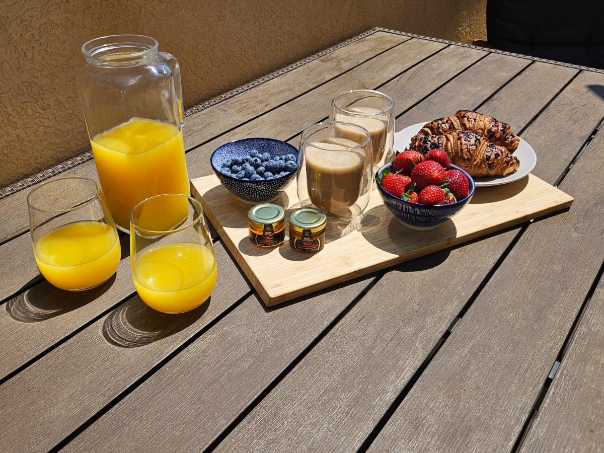 Apartmani Grzinic 로비니 외부 사진